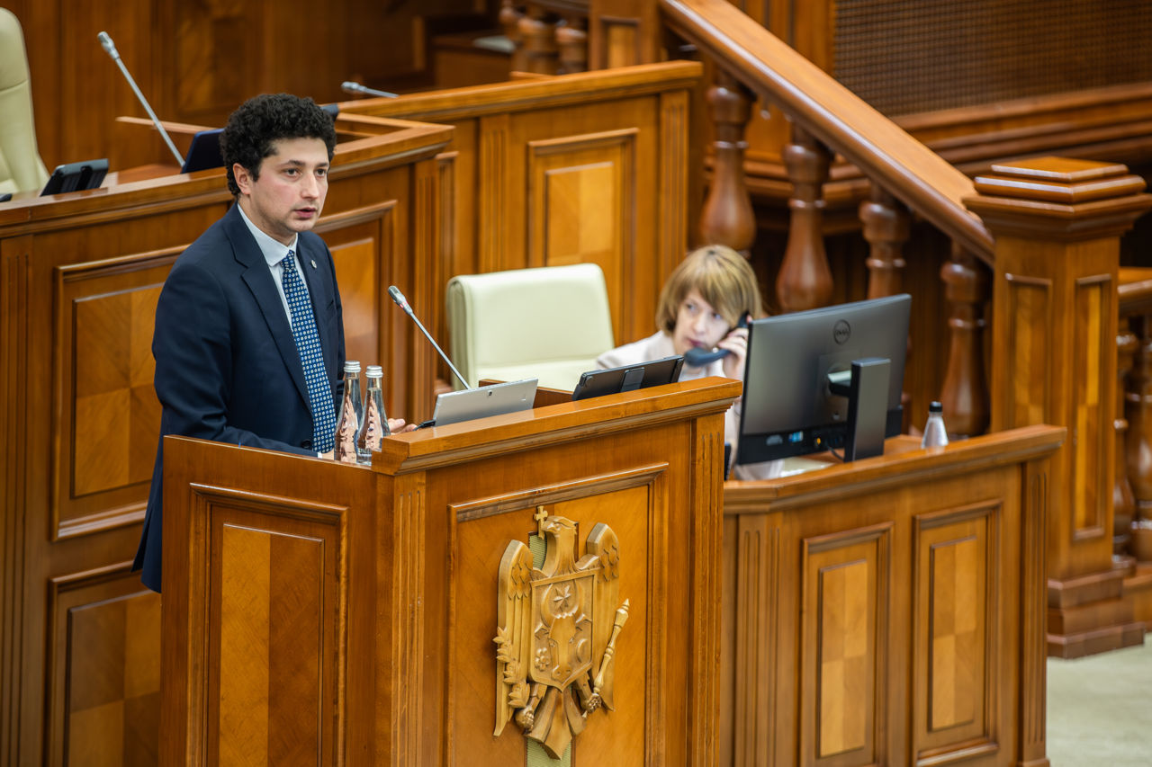 Marian, despre deputații Blocului Victorie: Nu au nimic sfânt în ei.
