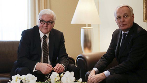 Главы МИД Германии и Франции: Франк-Вальтер Штайнмайер и Жан-Марк Эйро.