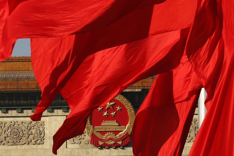 Китай не делал никаких заявлений по вопросу кризиса власти на Украине, не участвуя ни в финансировании, ни в дипломатической поддержке этой страны.