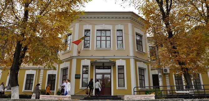 Администрация медуниверситета возместит студентам транспортные расходы в день выборов.