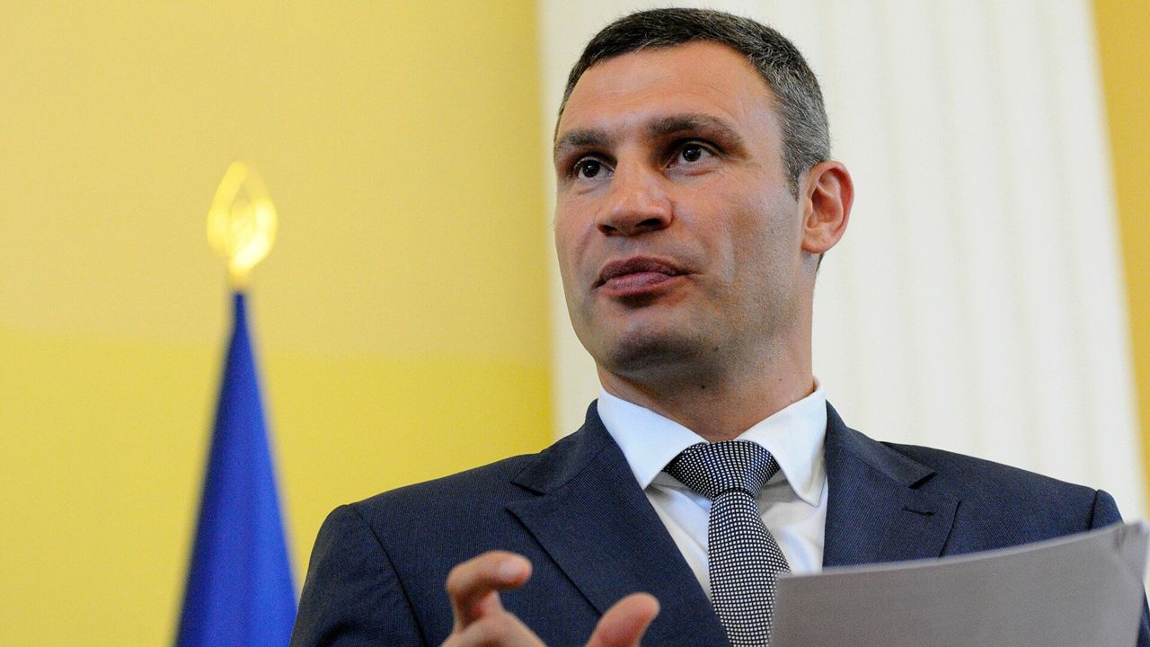 Виталий Кличко выпустил сборник со своими цитатами. Фото: ria.ru.