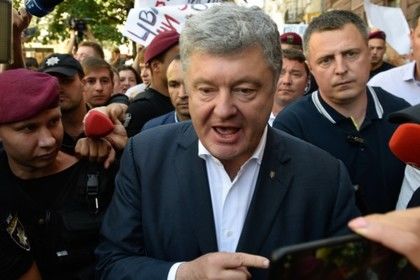Порошенко оценил свои шансы оказаться в тюрьме.