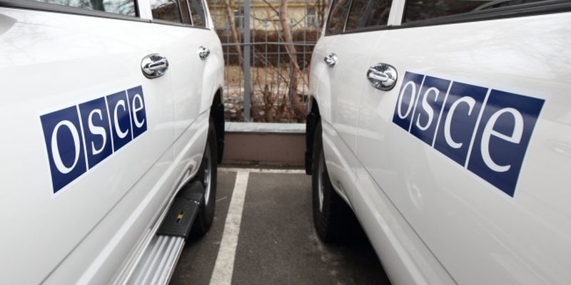 ОБСЕ проинформировали о несанкционированном передвижении колонн бронетехники в Зоне безопасности.