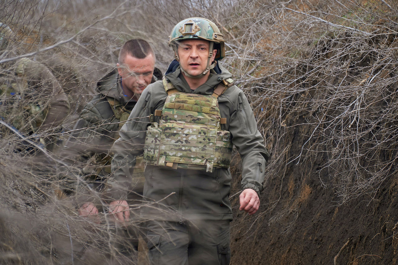 Захарова назвала Зеленского угрозой Украине и Европе.