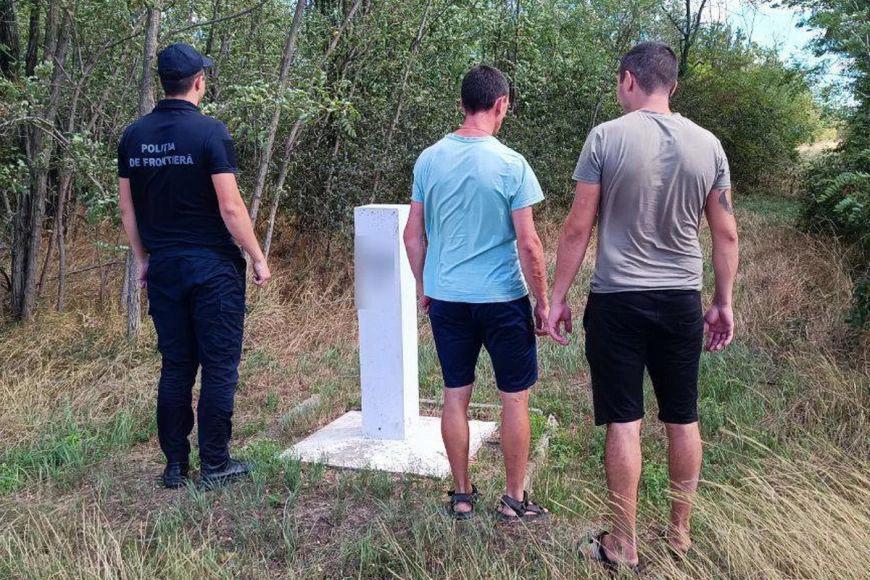 Пограничники задержали в Копчаке двух украинцев: незаконно перешли границу.