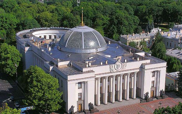 Внеочередное заседание в четверг откроется ориентировочно в 11:00-12:00.