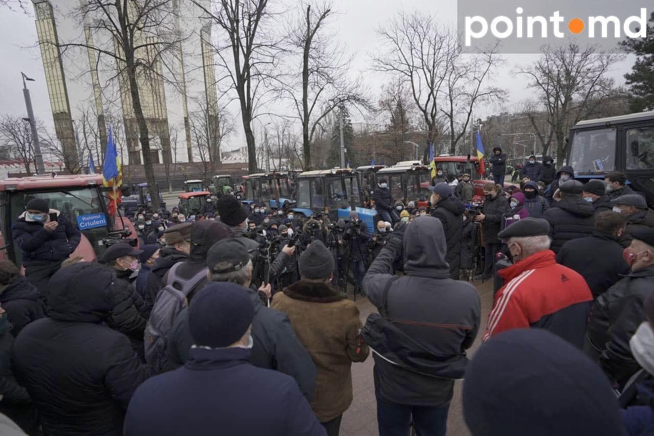 Протест сельхозпроизводителей в центре Кишинева завершился. Фото: point.md.