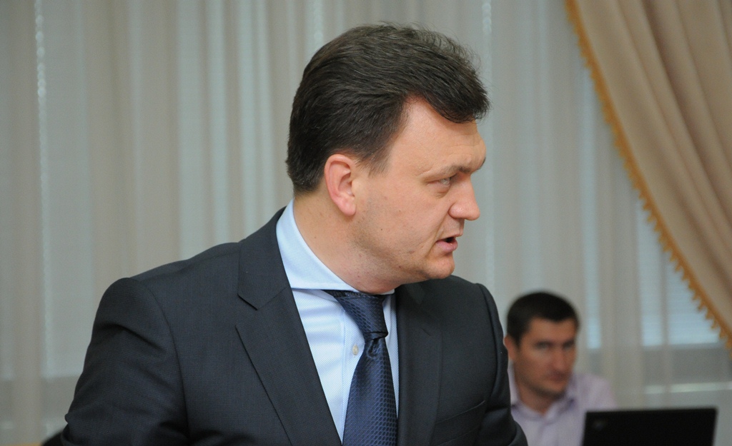 Potrivit lui Recean, cinci deputați comuniști au intervenit în procesul de percheziții, au telefonat polițiștii ca să poată influența mersul anchetei.