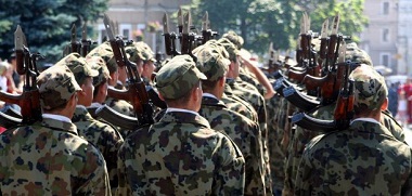 De notat că atât victima cât şi agresorul au vârsta de 20 de ani şi au fost încorporaţi în Armata Naţională în toamna anului trecut.