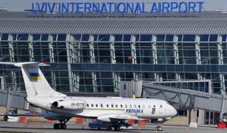 Un avion de pasageri a luat foc în timpul zborului în vestul Ucrainei. Foto: e-gorlovka.com.ua