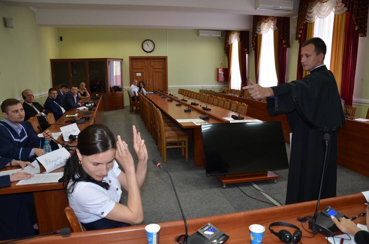 В Национальном институте юстиций прошел конкурс по спорным процедурам.