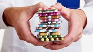 Cum recunoști un medicament expirat. Foto: financiarul.ro