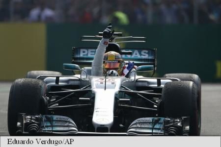 Hamilton, Marquez și Ogier, piloții anului 2017.