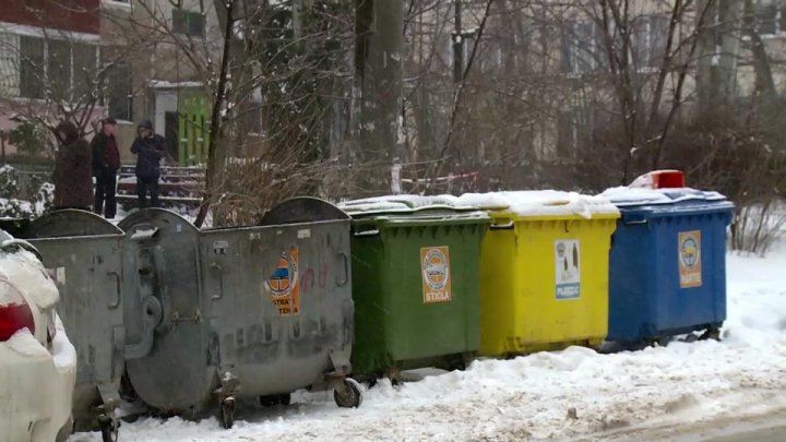 В Кишинёве неоднократно нарушались нормы установки платформ для сбора мусора.