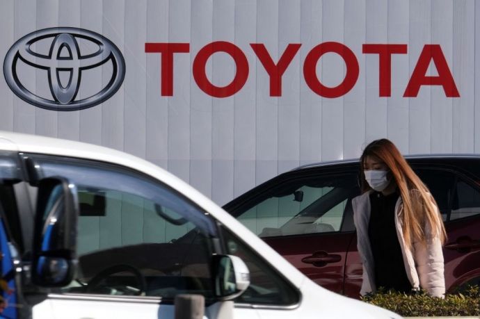 Toyota приостановит производство на девяти заводах в Японии.