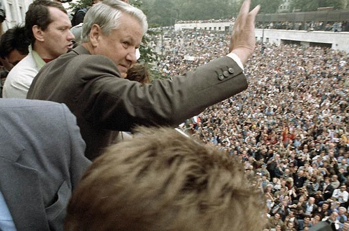 Политические события, которые проходили 18–21 августа 1991 года принято называть августовским путчем.li