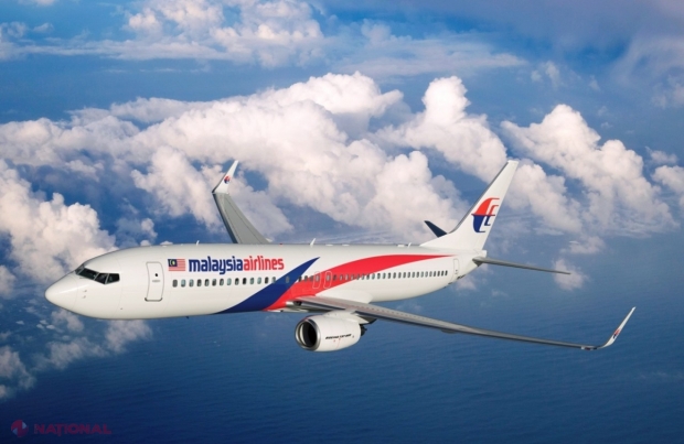 Dugain susţine că localnicii au găsit şi un extinctor gol, care s-ar fi aflat la bordul avionului, plutind în apă lângă Insula Baarah.