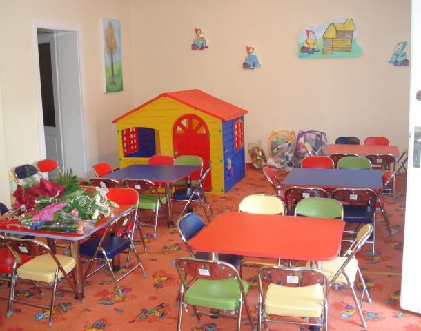 DGETS: 10 grădinițe sunt închise nu din lipsă de cadre. Motivul. Foto simbol: Apartamente Oltenitei