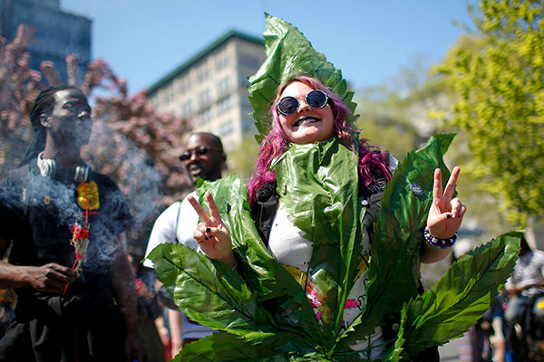 Компания American Green выкупила целый город в Калифорнии и намерена превратить его в марихуановую Мекку.