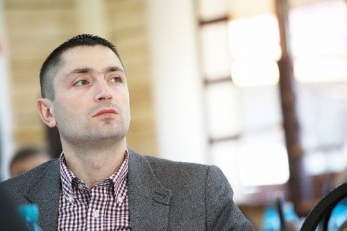 Primarul ce l-a ironizat pe Dodon: Mai bine dus cu pluta decât tradător. Foto: Canal2