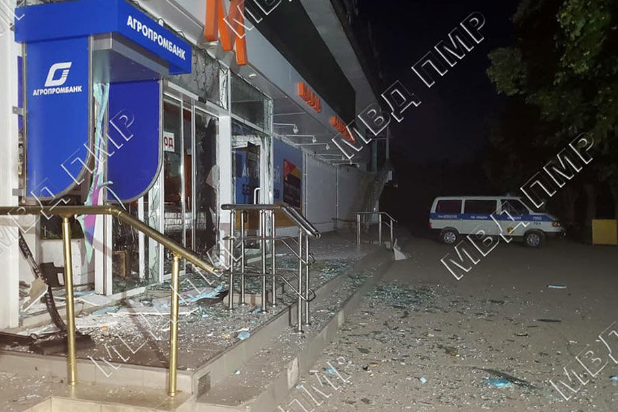 В Бендерах взорвали банкомат.