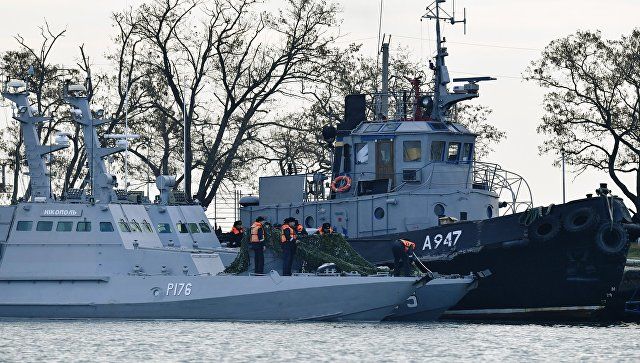 Трое раненых украинских моряков находятся в Первой Керченской больнице.