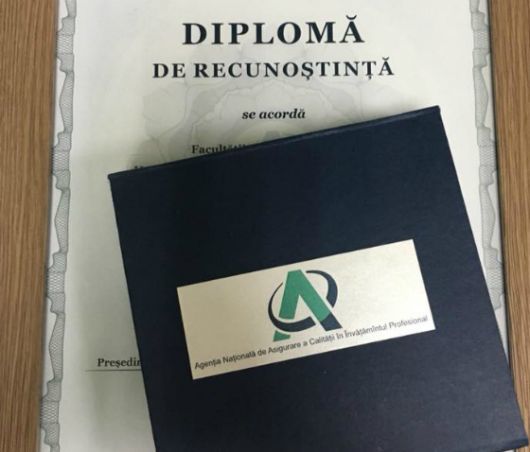 Premii pentru promovarea culturii calităţii în învăţământul din Moldova.