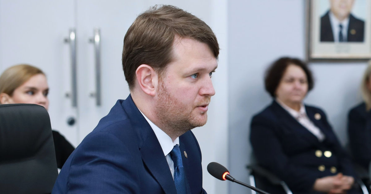 Guvernul pregătește un nou sistem de impozitare a veniturilor și companiilor.