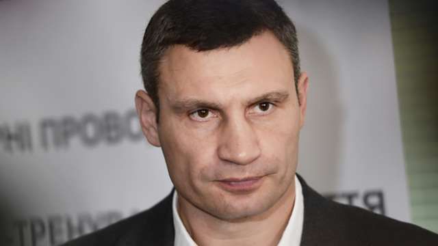 Киевляне устроили акцию протеста против городской администрации Киева и особенно Кличко.