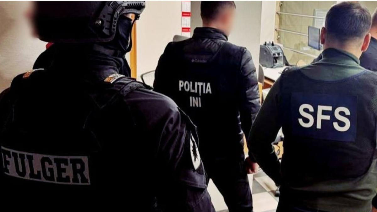 Percheziții matinale în Capitală. Un agent economic, vizat într-o cauză penală pentru evaziune fiscală.