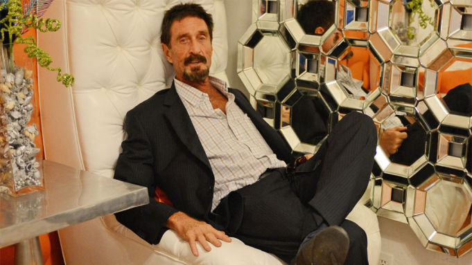 Умерший в тюрьме создатель McAfee оставил сообщение на случай смерти.