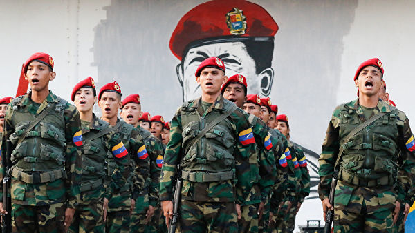 Венесуэла не планирует запрашивать у России военную помощь.
