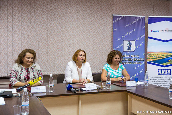 В рамках проекта планируется трудоустроить 275 молодых людей.