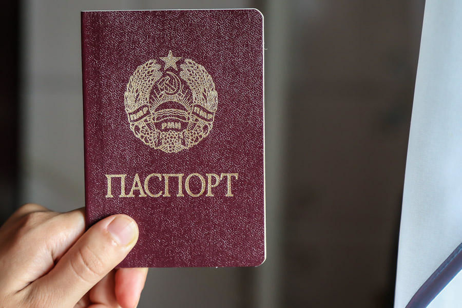 В Приднестровье за использование недействительных паспортов будут наказывать.