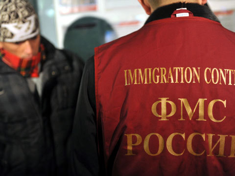 12 с половиной тысяч молдаван уже лишены права въезда на территорию России по указанию ФМС.