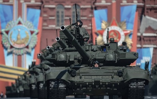 Если возникнет прямой конфликт между Россией и Украиной или между Россией и НАТО, российская армия применит некоторые очень мощные виды вооружений.