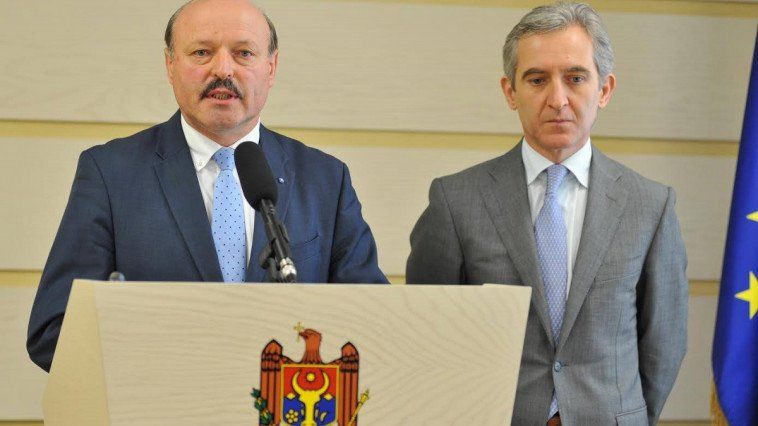 Группа Лянкэ намерена получить больше прав в парламенте