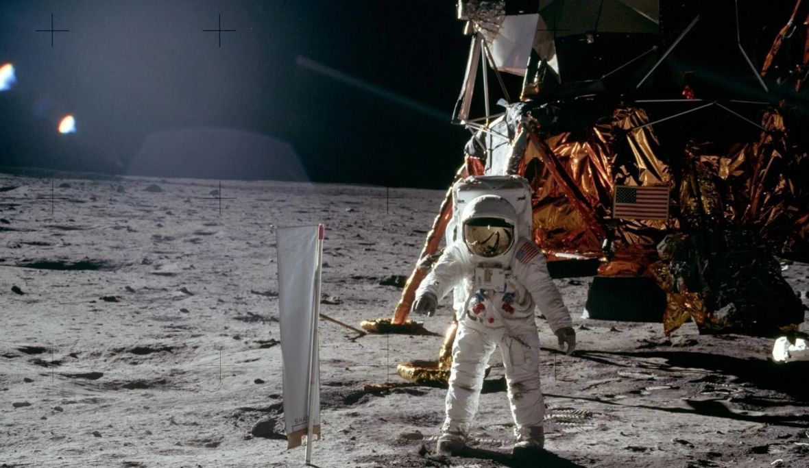 NASA отложило высадку на Луну на 2025 год.