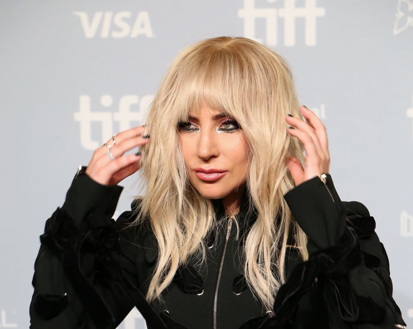 Lady Gaga, spitalizată de urgenţă în urma unor dureri puternice. 