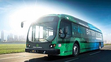 Record jenant: Un autobuz electric a devansat-o pe Tesla S