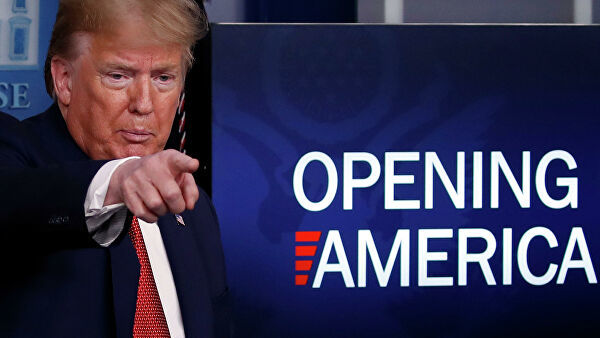 Трамп вступил в перепалку с губернатором Нью-Йорка из-за коронавируса.