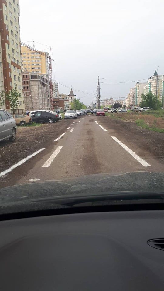 Маркировка нанесена непосредственно на землю. Фото: facebook.com.