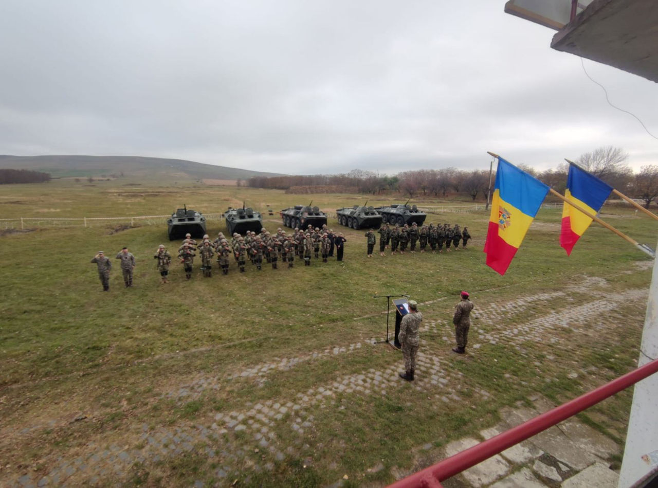 Проходят очередные молдо-румынские военные учения.