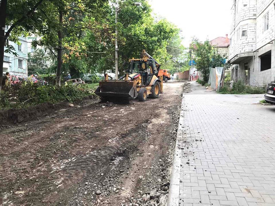 Улица Данте Алигьери в столичном секторе Ботаника будет восстановлена.