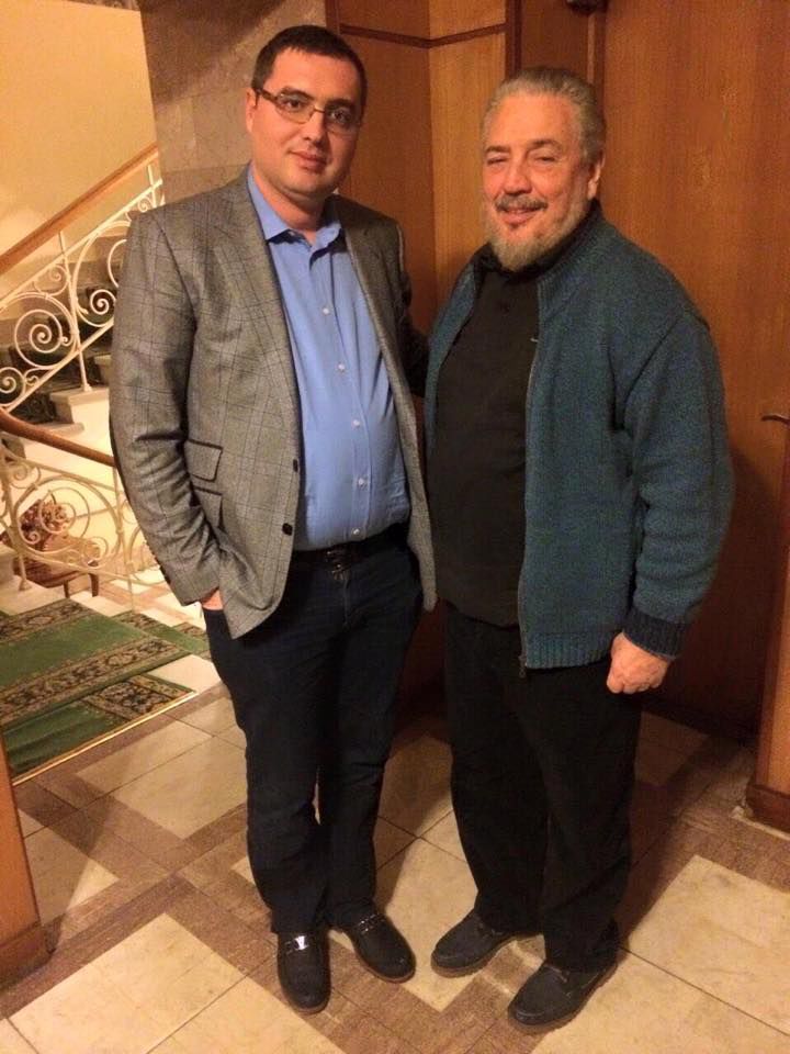 Усатый: Будем помнить и будем бороться за свободу, как Фидель.