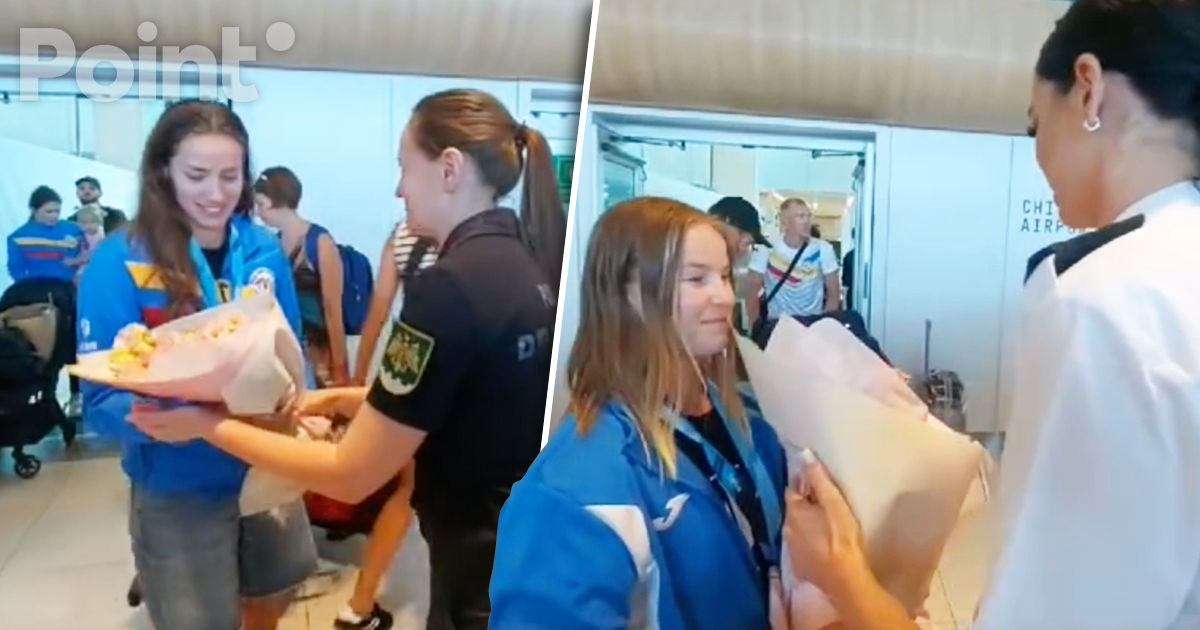 Vicecampioanele mondiale la canotaj, întâmpinate pe Aeroportul din Chișinău.