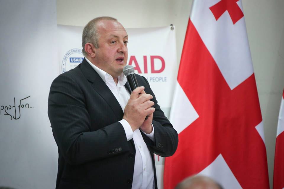 Маргвелашвили считает Россию виновной в отделении от республики Абхазии и Южной Осетии.