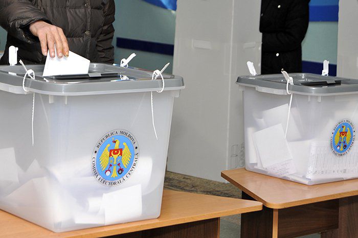 ЦИК пригласил международных наблюдателей на выборы президента.