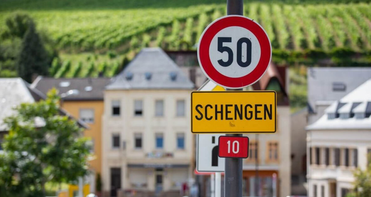 Austria ar putea renunța la dreptul său de veto cu privire la spațiul Schengen.