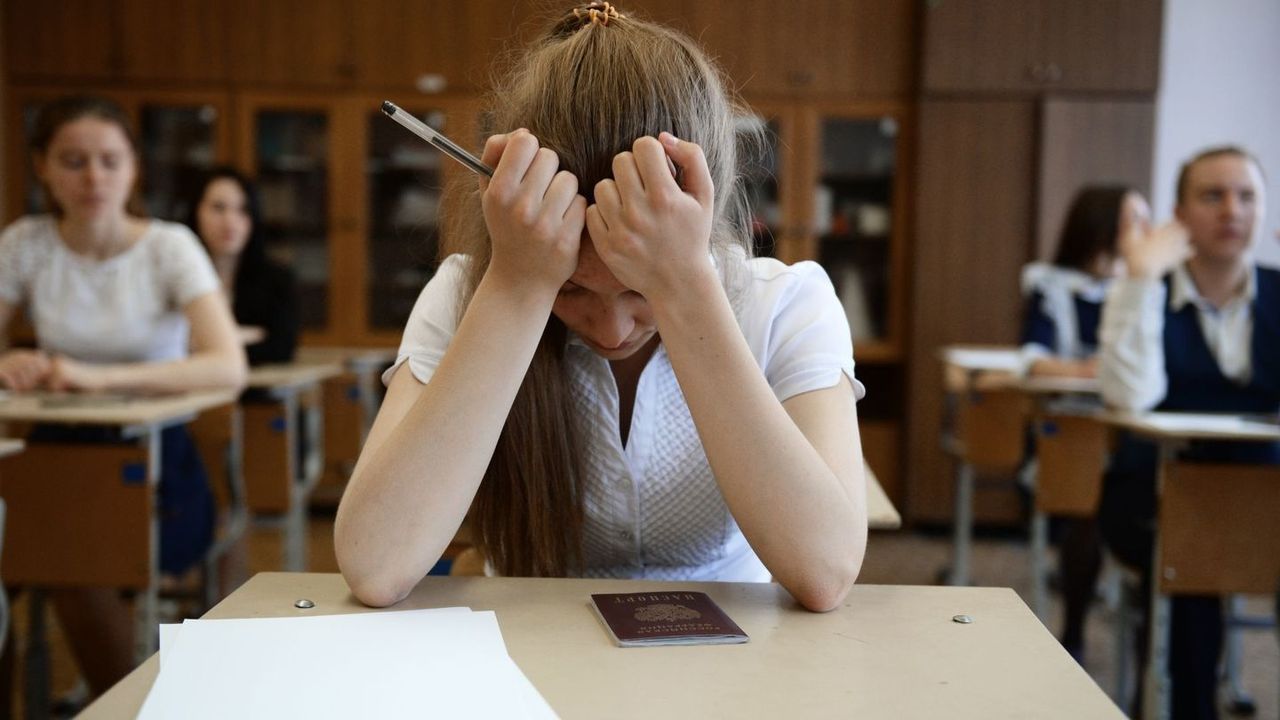 В дополнительном тестировании примут участие около 7 тысяч выпускников.